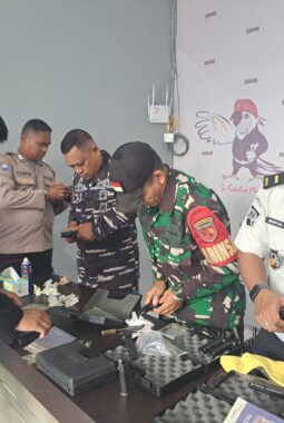 Jaga kesiapsiagaan, Rutan Ambon gelar pemeliharaan senjata api bersama TNI-Polri